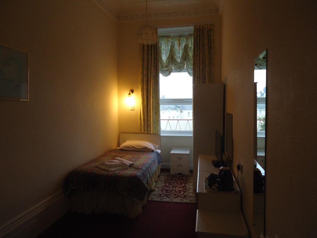 Abbey Court Hotel 托基 客房 照片