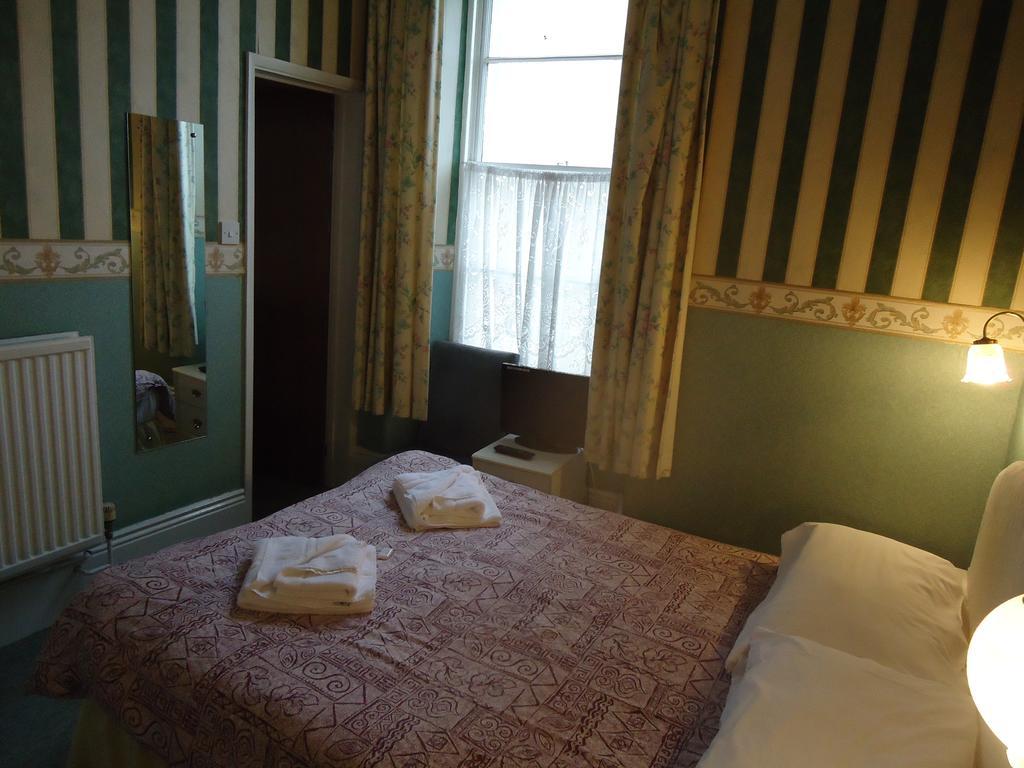 Abbey Court Hotel 托基 客房 照片