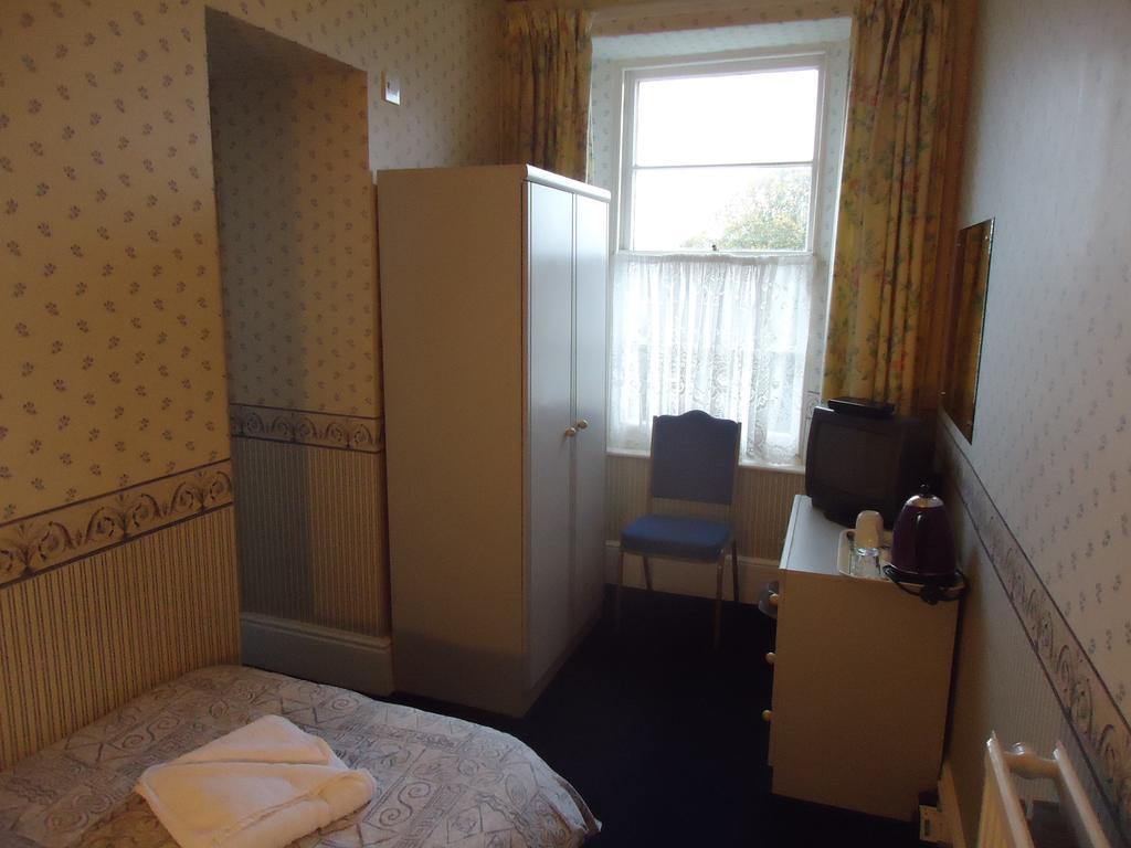 Abbey Court Hotel 托基 客房 照片