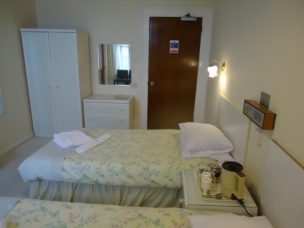 Abbey Court Hotel 托基 客房 照片