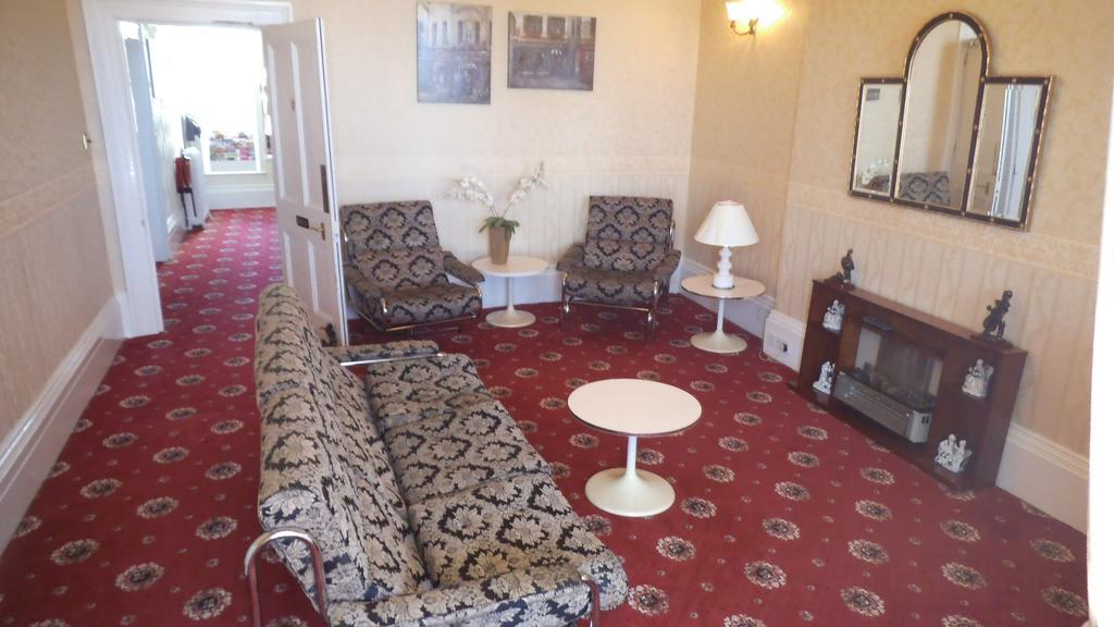 Abbey Court Hotel 托基 外观 照片